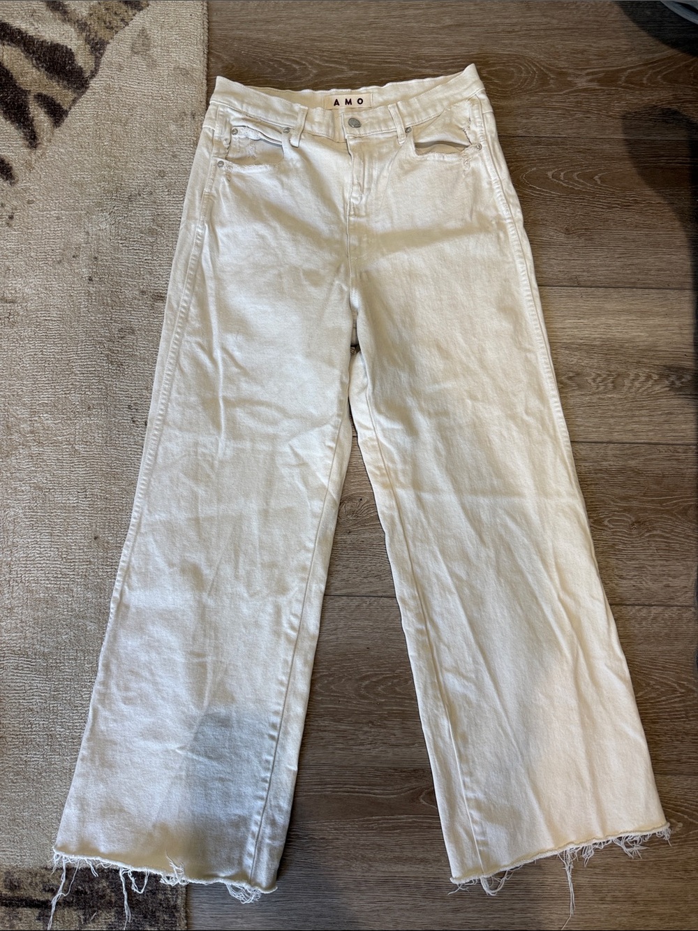 AMO White Wide-Leg Raw-Hem Jeans